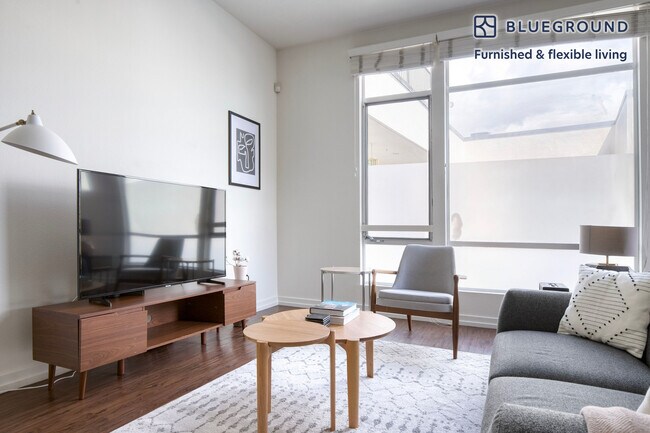 4055 Redwood Ave Unit SI FL4-ID1018
