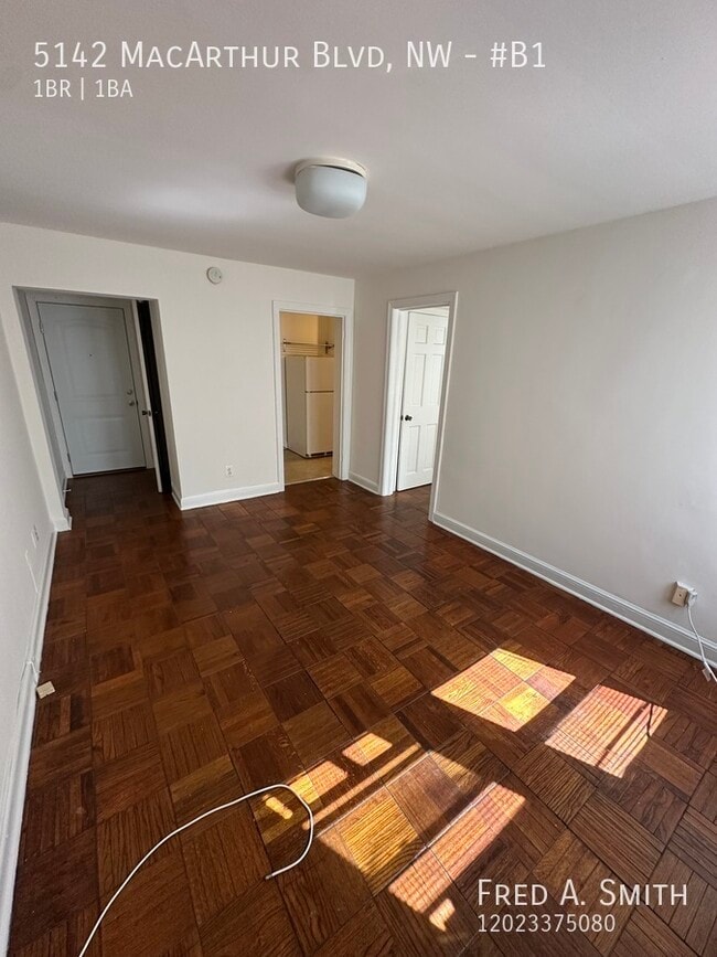 Photo - 5142 MacArthur Blvd Unit #B1