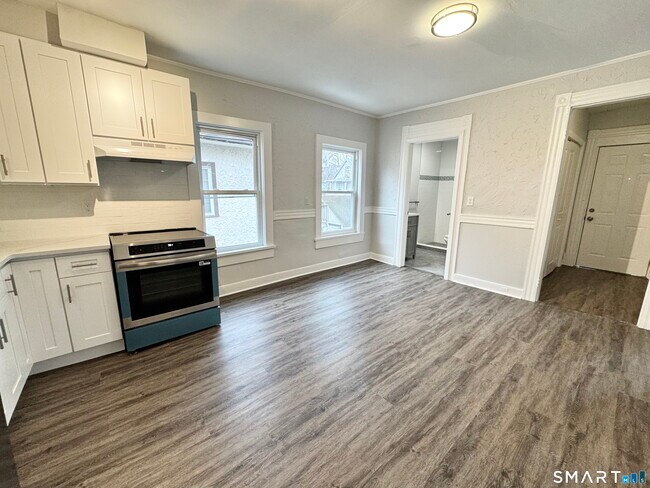 Photo - 34 Hanford Ave Unit #2