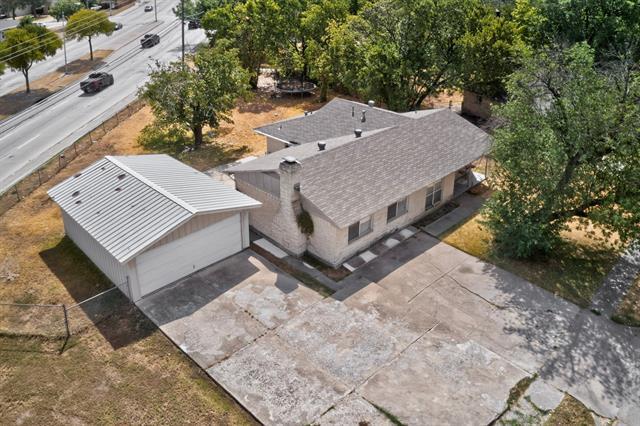 2402 Loyce Dr