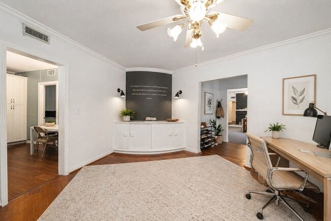 Photo - 2110 NW 3rd Pl