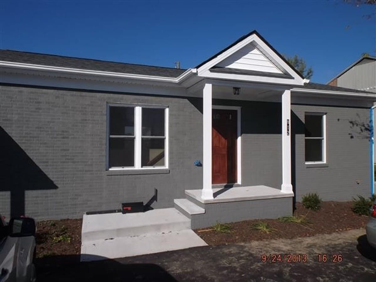 Photo - 814 Glade Rd