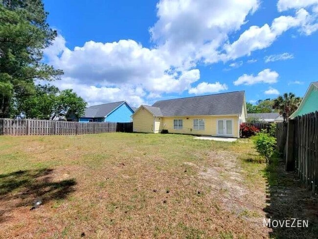 Photo - 138 S Palm Dr