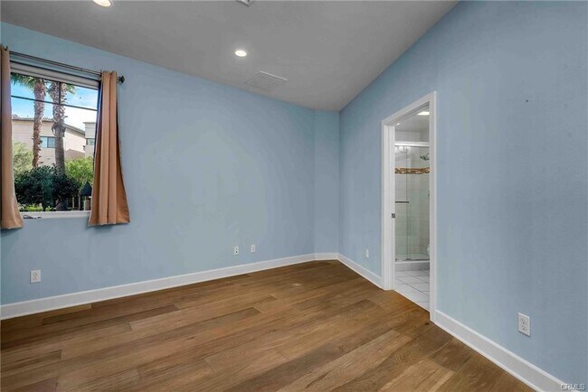 Photo - 5828 S Sparrow Ct