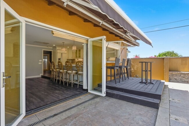 Building Photo - 1184 Devonshire Dr