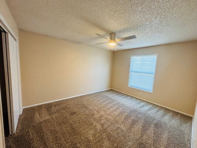 Photo - Par Lane Unit 6720 W Par Ln #3