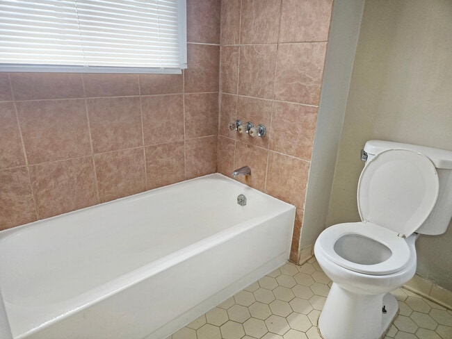 Photo - 1534 N Parkway Unit 2