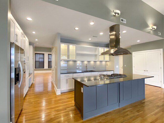 Photo - 300 Wall St Unit 708