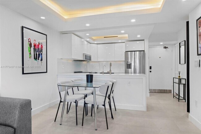 345 Ocean Dr Unit 326
