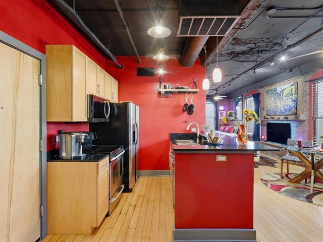 Photo - 910 Houston St Condo Unit 305