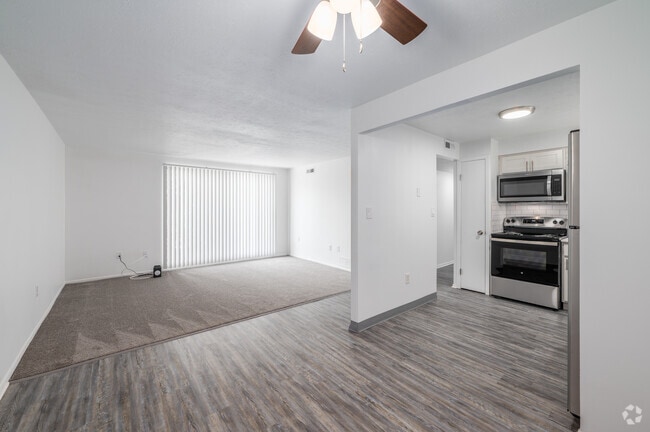 1BR 1BA