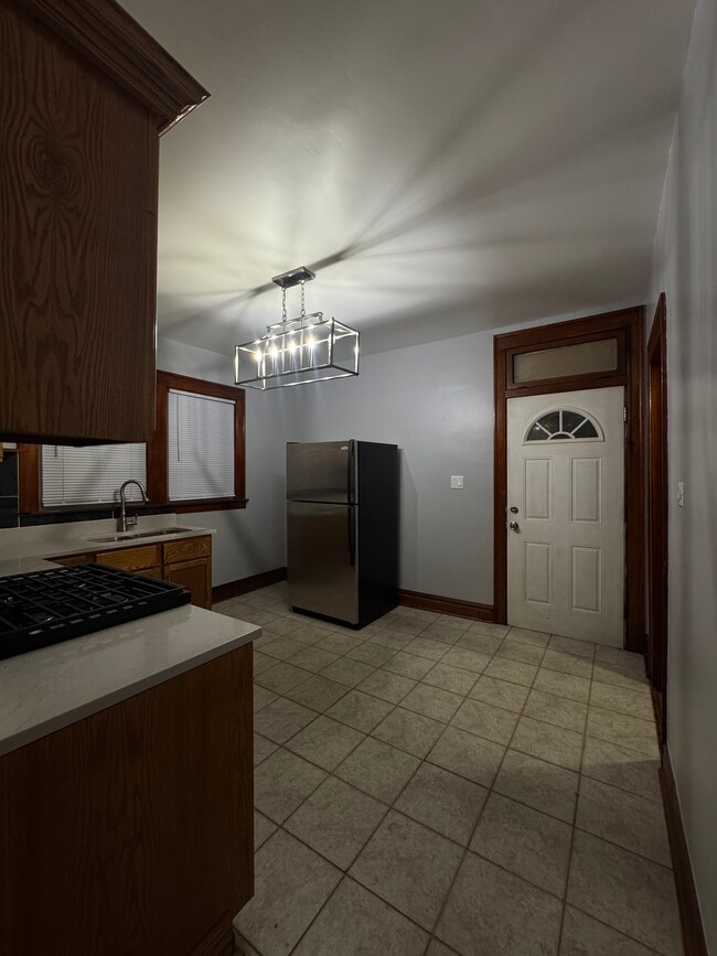 Photo - 6345 S Whipple St Unit 2