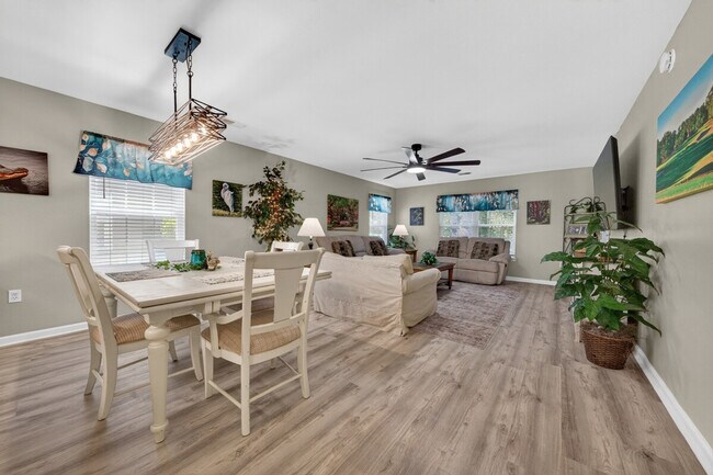 Photo - 763 Blue Stem Dr Unit SI ID1570984P