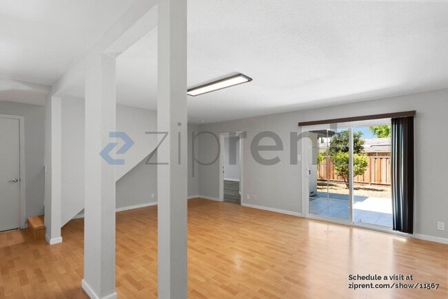 Photo - Unit