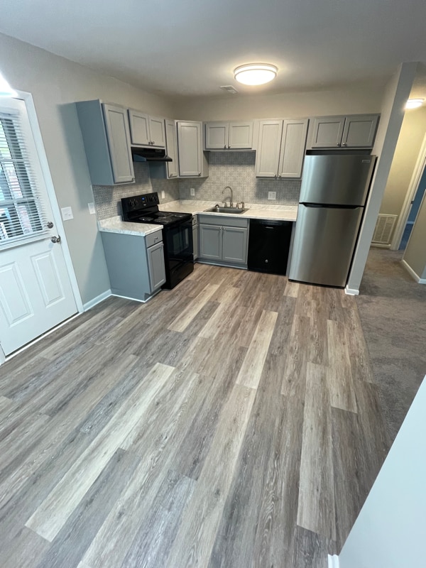 Photo - 84 Parkview Pl NW