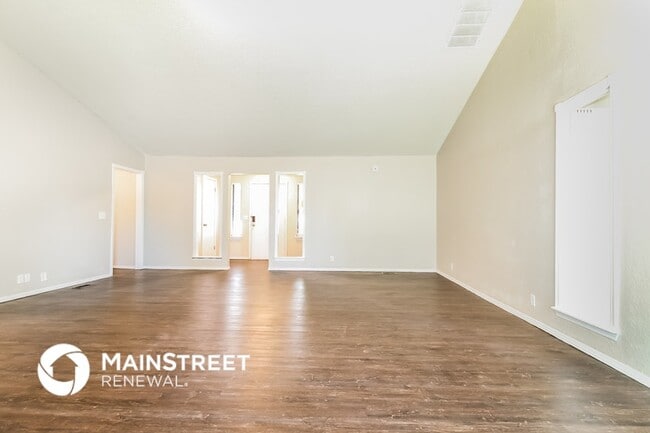 Photo - 1305 Aquarius Rd