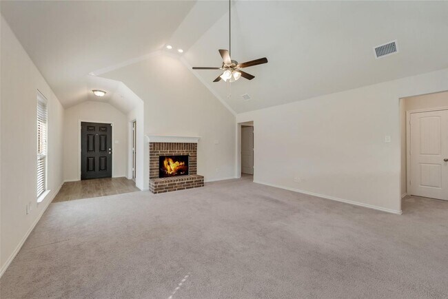 Photo - 1711 Wooley Way