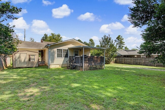 2935 Arcadia Dr