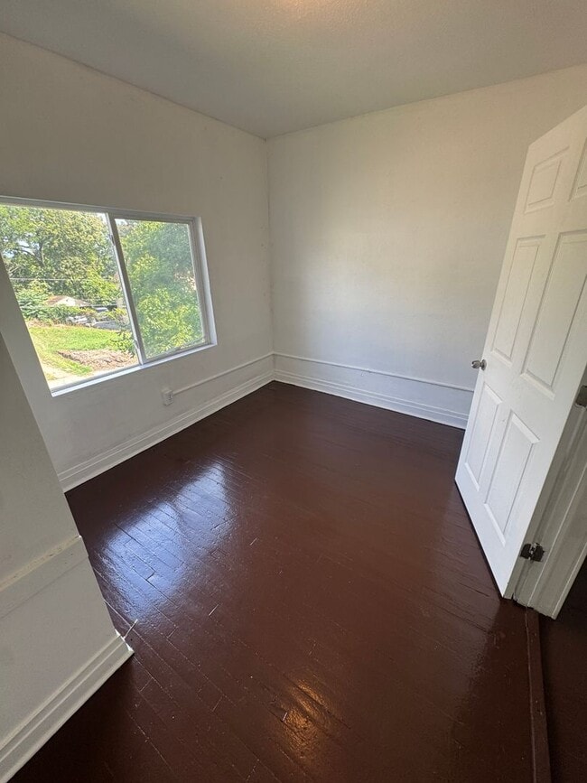 Photo - 740 Fern St Unit 3