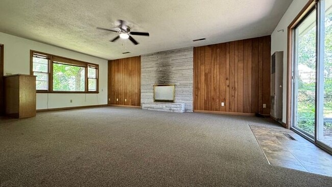 Photo - $2,100 | 4 Bedroom, 1.5 Bathroom Multi Flo...