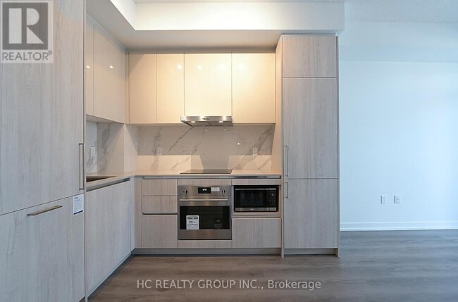 Photo - 225 Commerce St Unité 801