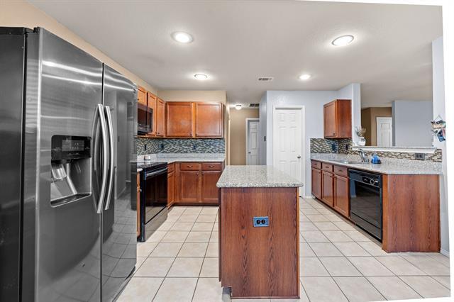 Photo - 412 Sandy Creek Dr