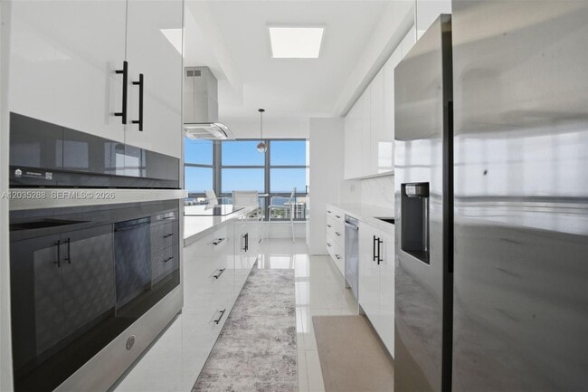 Photo - 3500 Mystic Pointe Dr Unit PH5