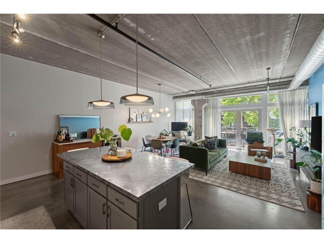 Photo - 710 N 4th St Unidad E109