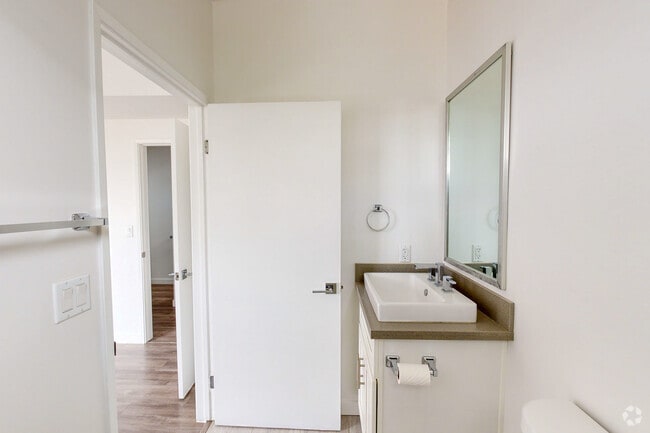 2 BR, 2 BA, 2 HBA, bathroom - Barton Apartments...Luxury Tri-Level Apart...