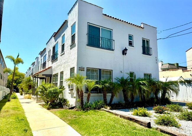 Building Photo - 140 Olive St Unit #B Rental