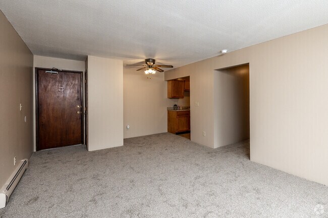 2BR, 1BA - 875SF - C - Living Room