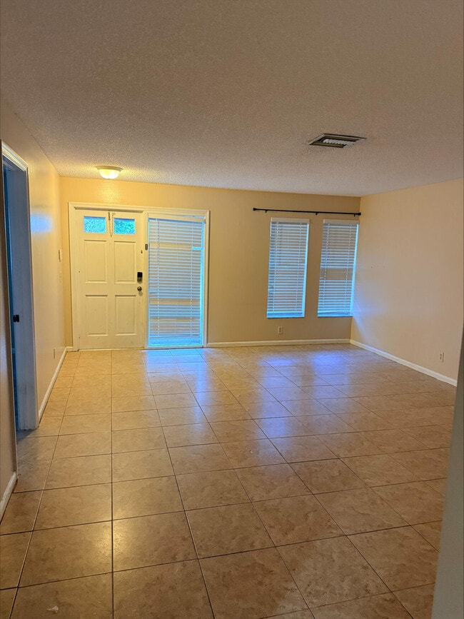Photo - 1432 NW 93rd Terrace