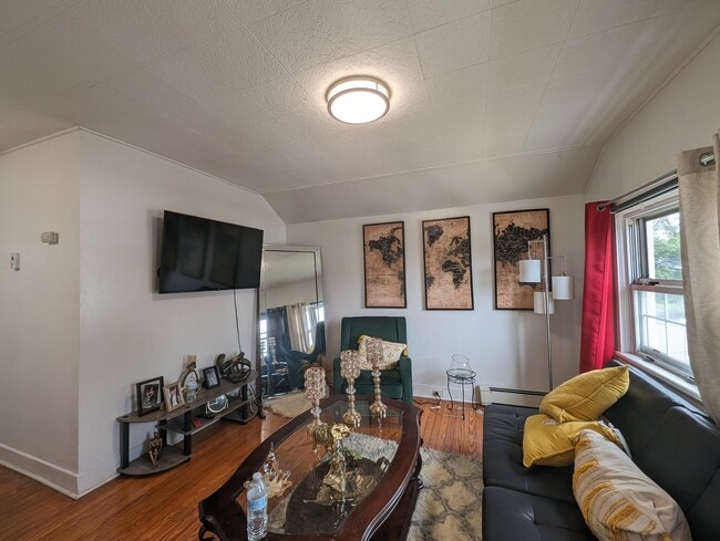 Photo - 26 Lavergne St Unit 2