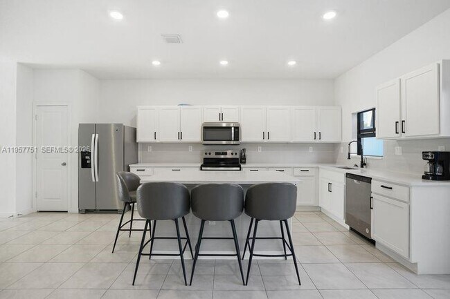 Photo - 816 NW 3rd Terrace