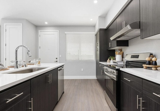 The Palms Apartments