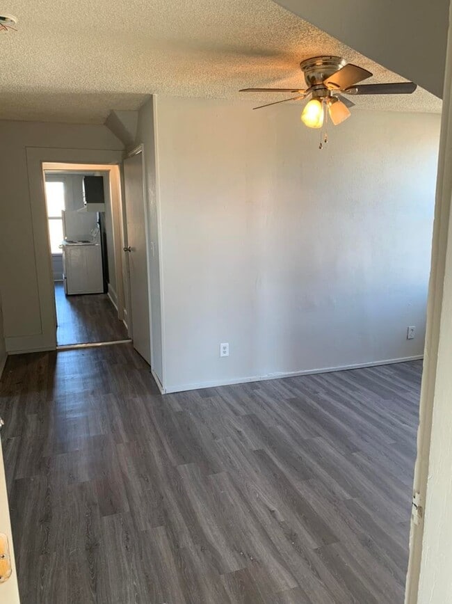 Photo - 1407 Fountain Ave Unidad B