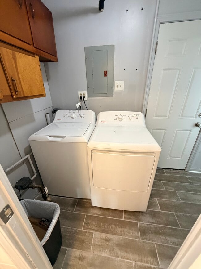 Photo - 133 W Briarcliff Rd