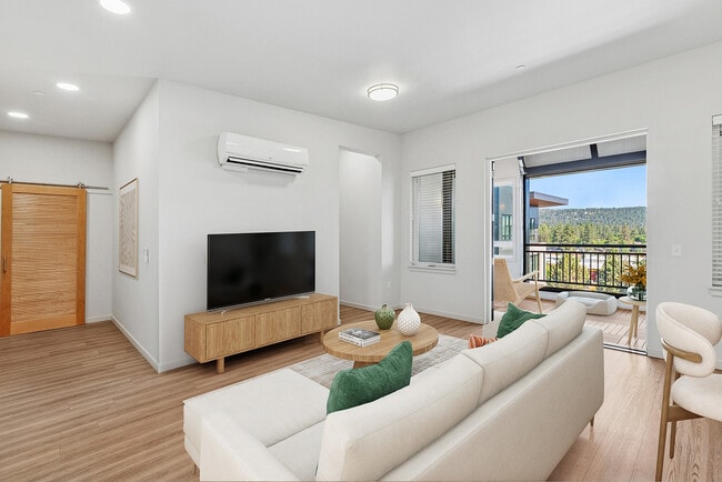 Photo - The Hixon at Westside Yard