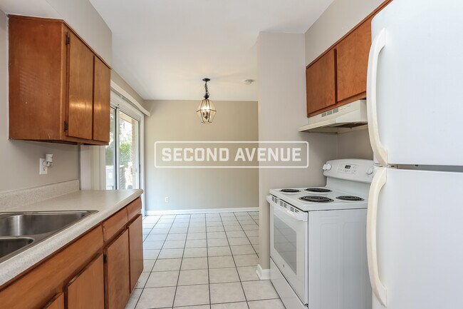 Photo - 6111 Shetland Rd