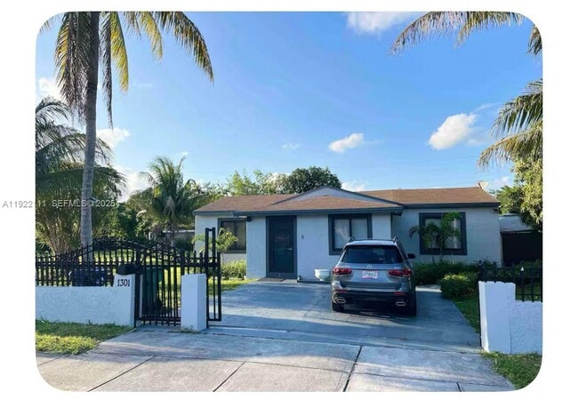 Building Photo - 1301 NW 99th St Unit A