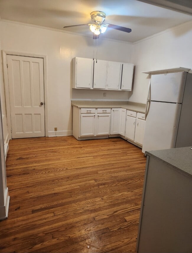 kitchen - 290 2nd Ave