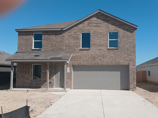 Building Photo - 705 Canyon Run