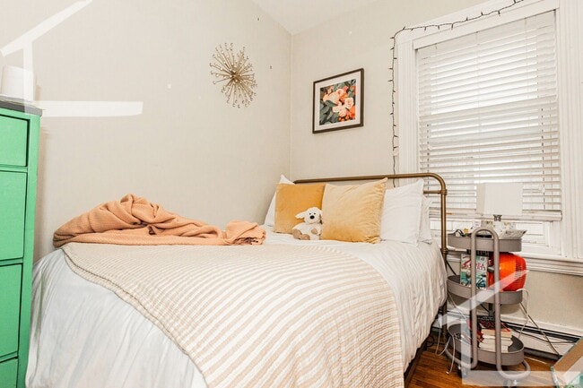 Photo - 101 Surrey St