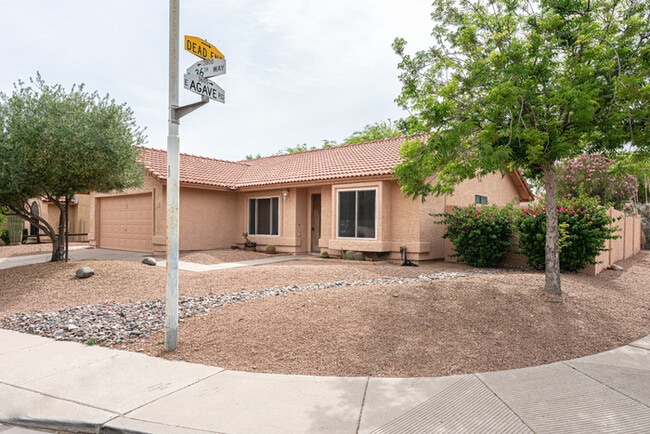 Building Photo - Corner lot! Great Ahwatukee Location