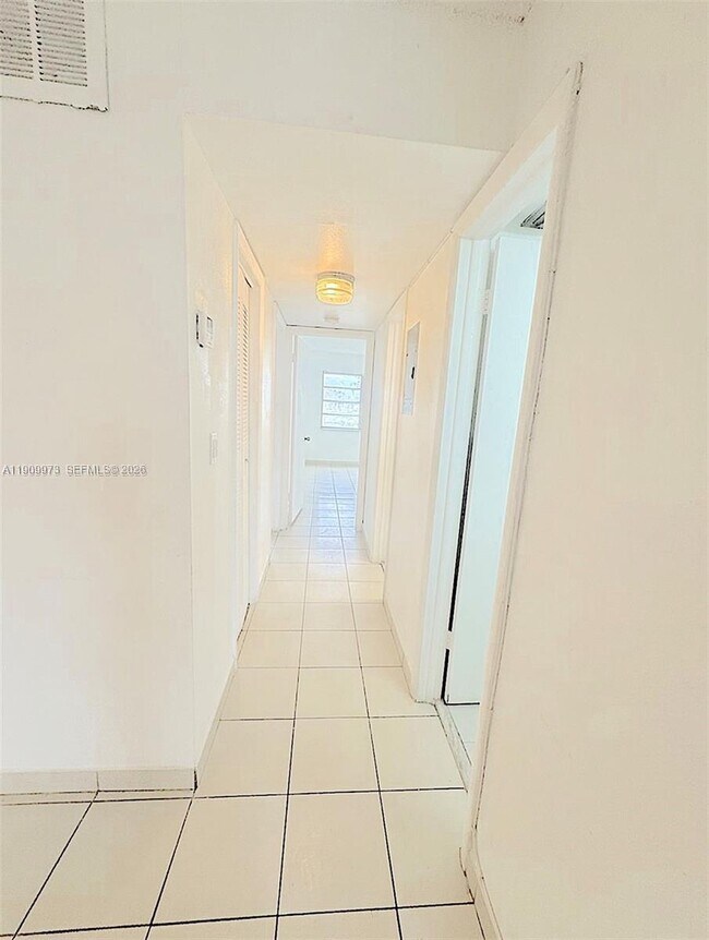 Photo - 20120 NE 2nd Ave Unit W27