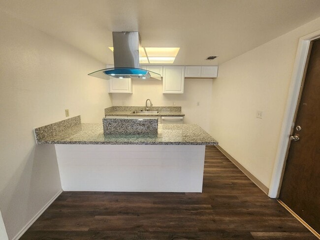 Photo - SAC T 6832 - 6834 Unit 6834
