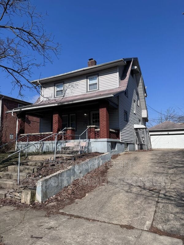 Photo - 101 E Bruce Ave