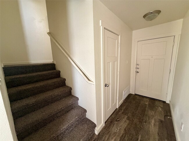 Photo - 21155 Gosling Rd Unit 27D