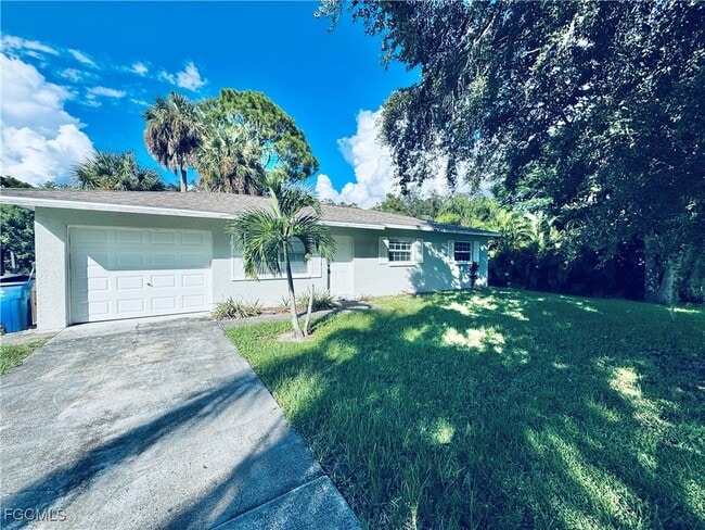 Building Photo - 13926 Matanzas Dr
