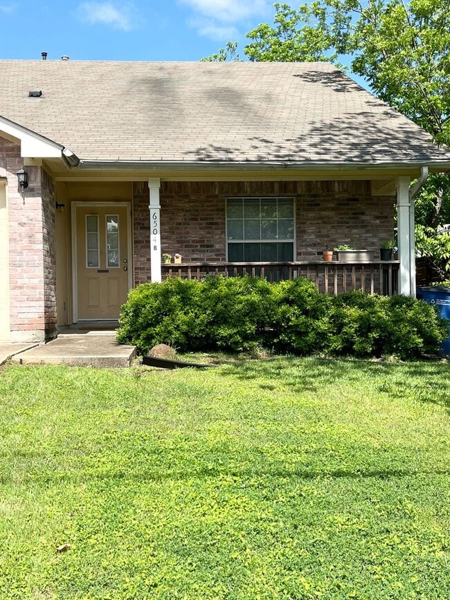Photo - 6504 Cannonleague Dr Apartment Unit 6504 Cannonleague Dr. #B
